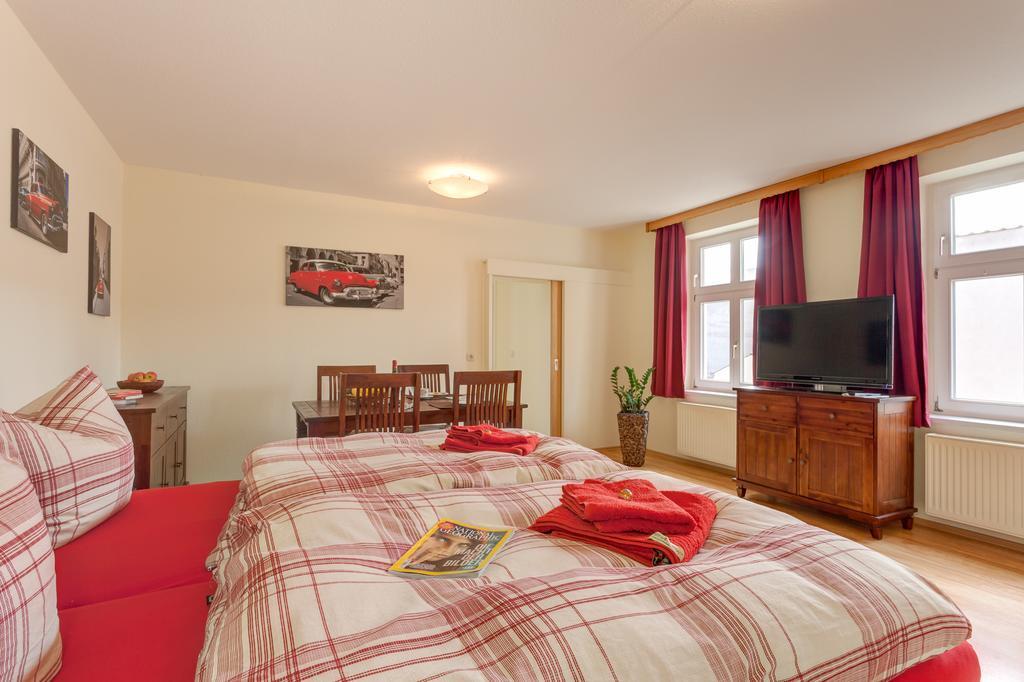 Altstadt Ferienwohnung 诺伊鲁平 外观 照片