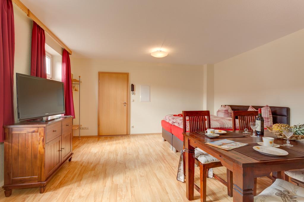 Altstadt Ferienwohnung 诺伊鲁平 外观 照片
